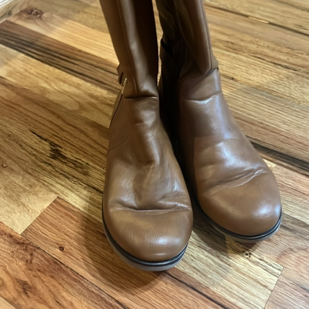 Children’s Place Riding Boot - Picture 4 of 5